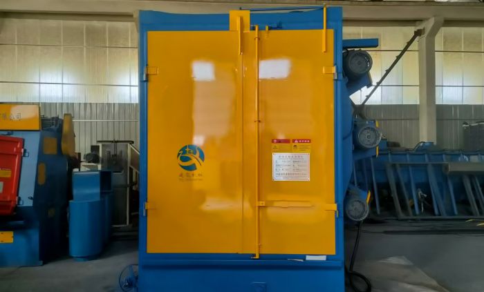【建泉機(jī)械】Q3710掛鉤打砂機(jī)發(fā)貨